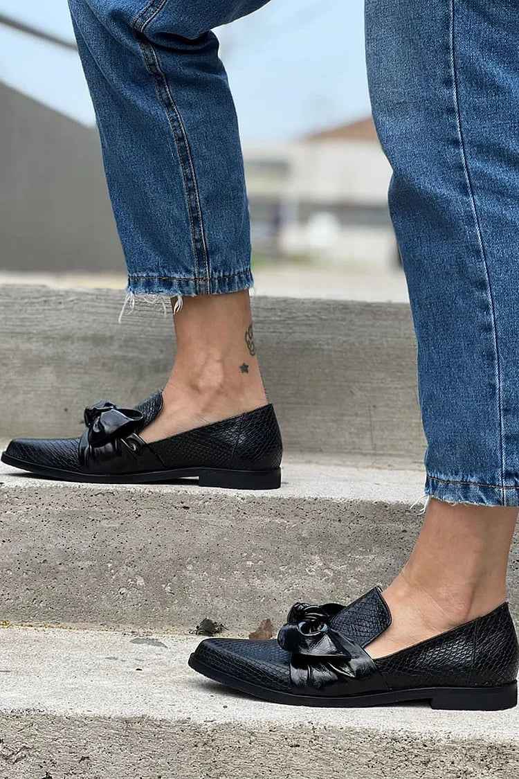 Elegant Pointed Toe Bow Detail Loafers