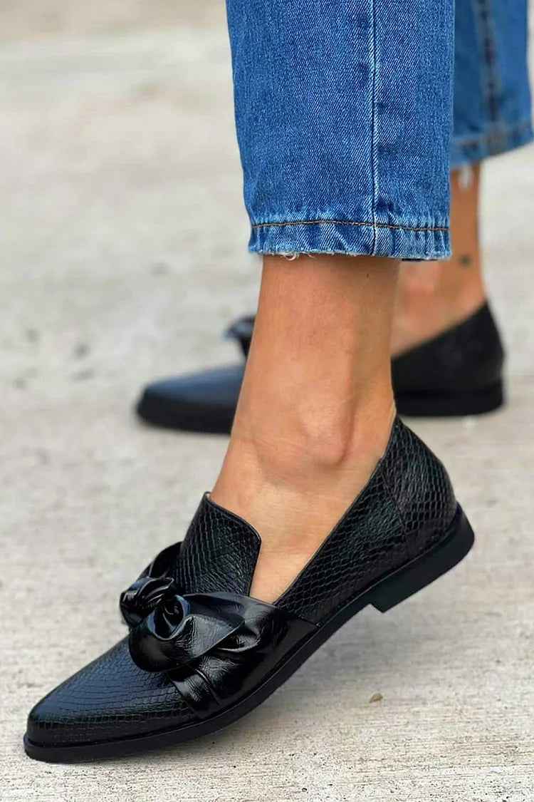Elegant Pointed Toe Bow Detail Loafers