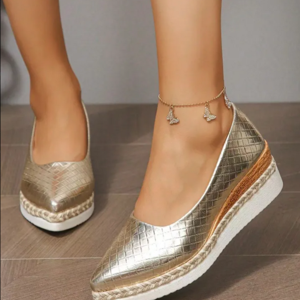 Lightweight Espadrille Flats