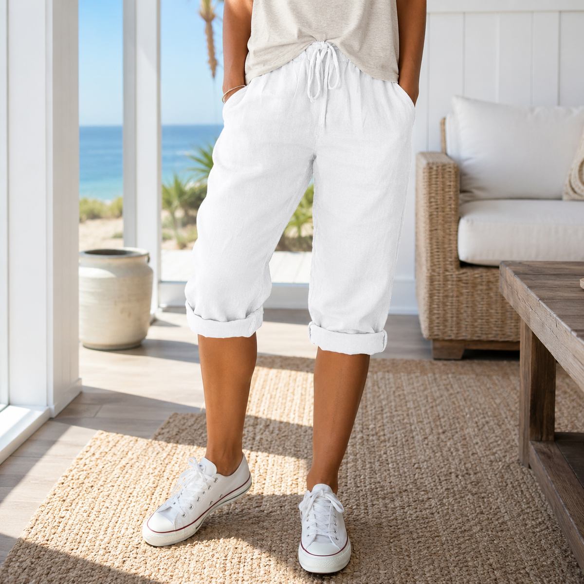 Casual Cropped Pants with Timeless Style and Comfort