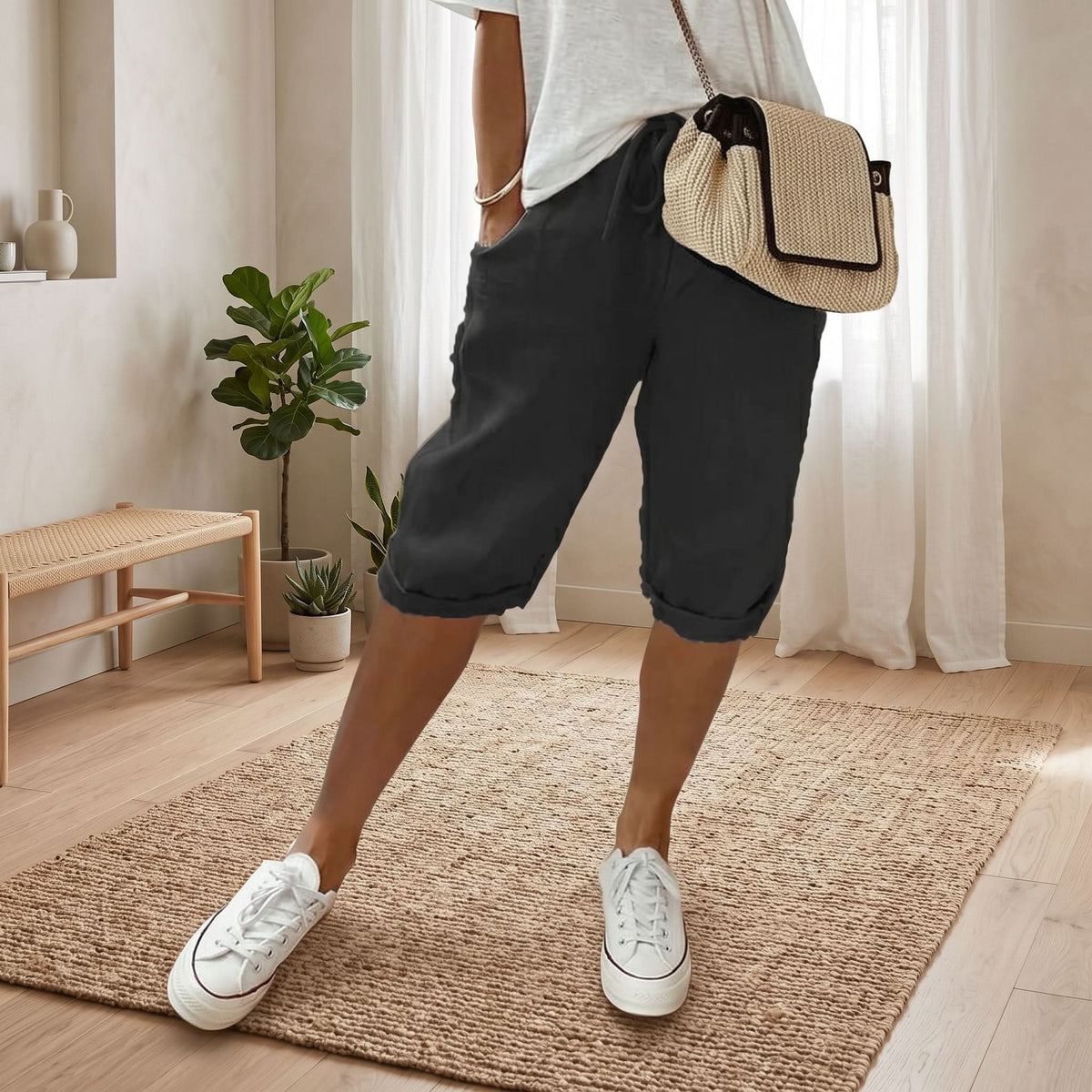 Elastic Waist Stylish Capri Pants
