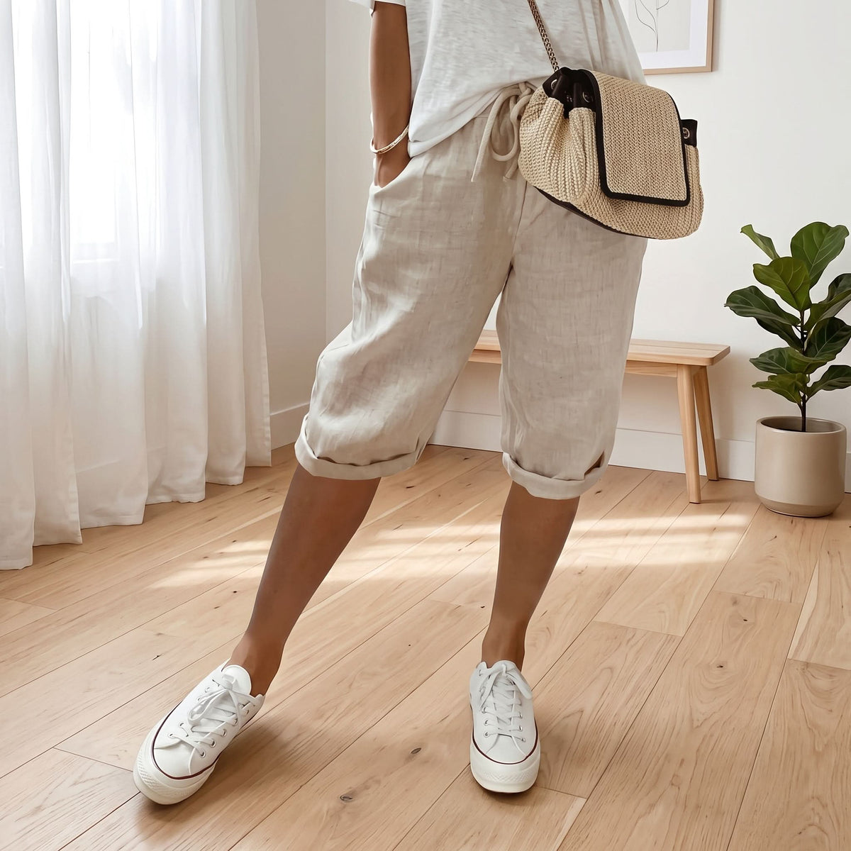 Elastic Waist Stylish Capri Pants