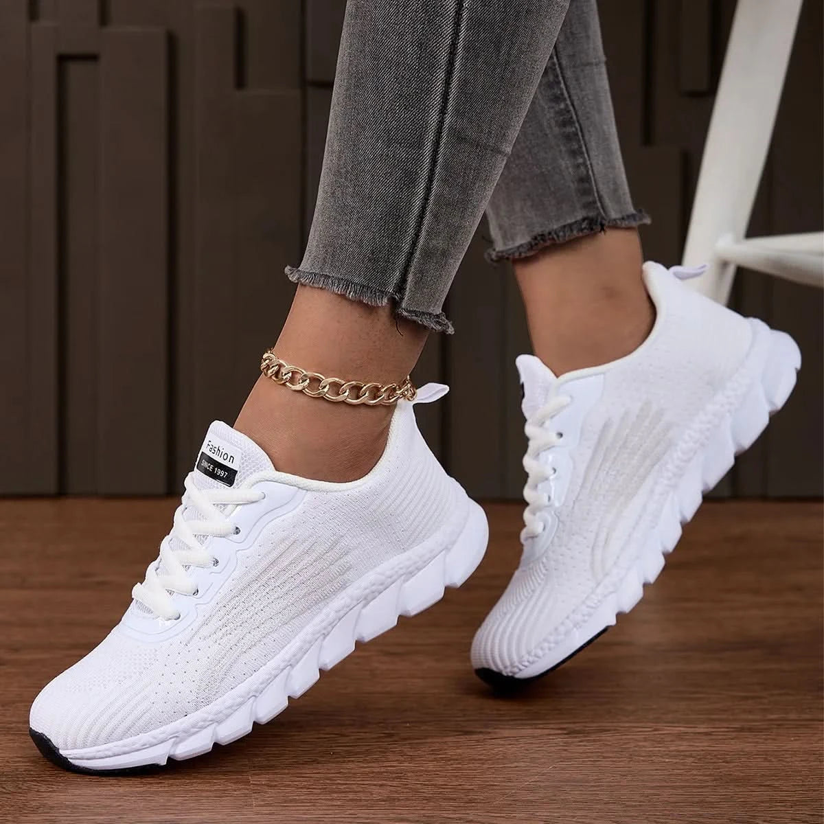 Klasyczne Sneakersy w Stylu Biegowym