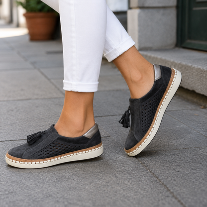 Casual Slip-On Shoes for Lasting Stability and Comfort