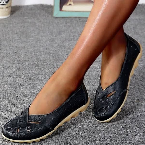 Round-Toe Slip-On Ballet Flats